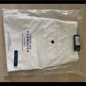 NWT in bag Charles Tyrwitt White flat front shorts